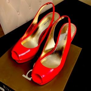 Zahara Red BEBE Heels size 7